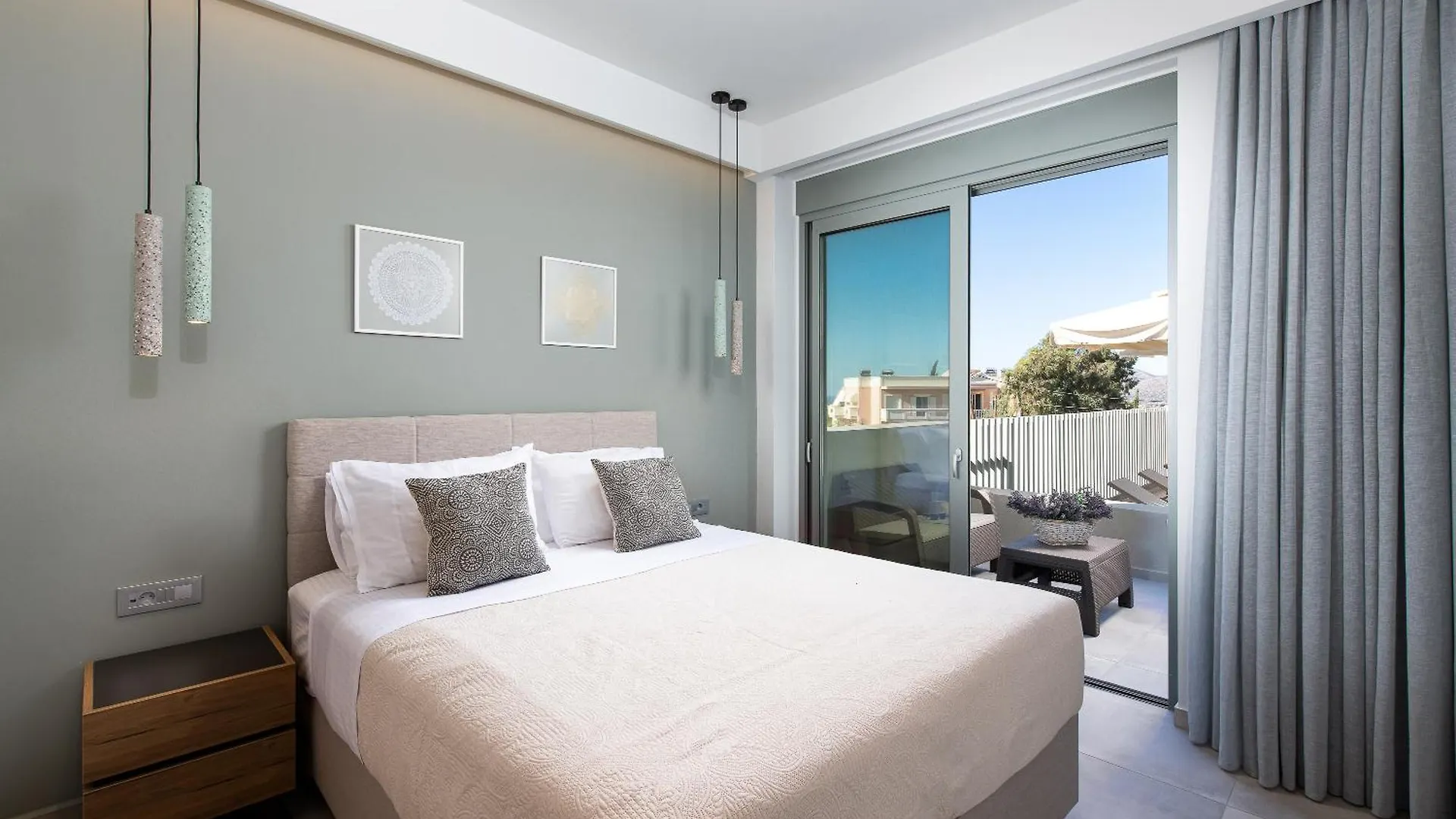 Heliades Residence Kounoupidhiana 0*,